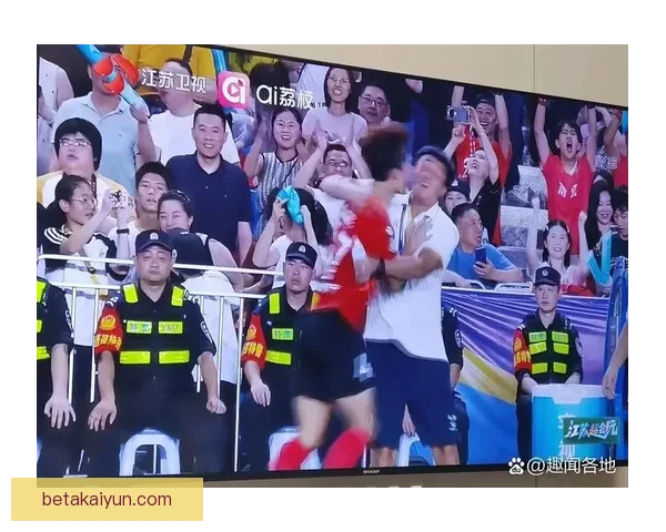 极限球迷装备：提升你的观赛体验，足球热情的最佳伴侣