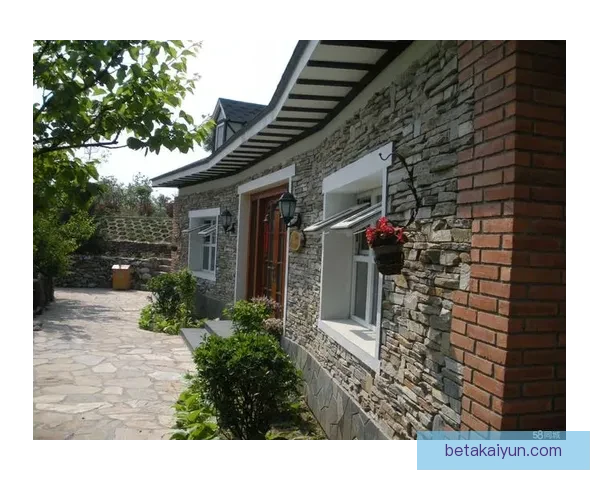 Saka 临场应变能力彰显,状态持续提升引人关注 Saka 临场应变能力彰显,状态持续提升引人关注